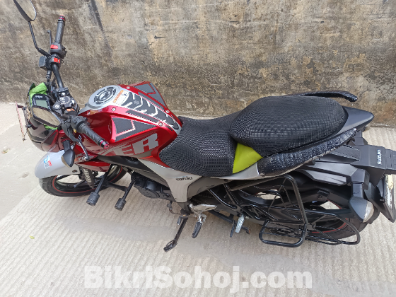 Sujuki Gixxer double disc 2019 model